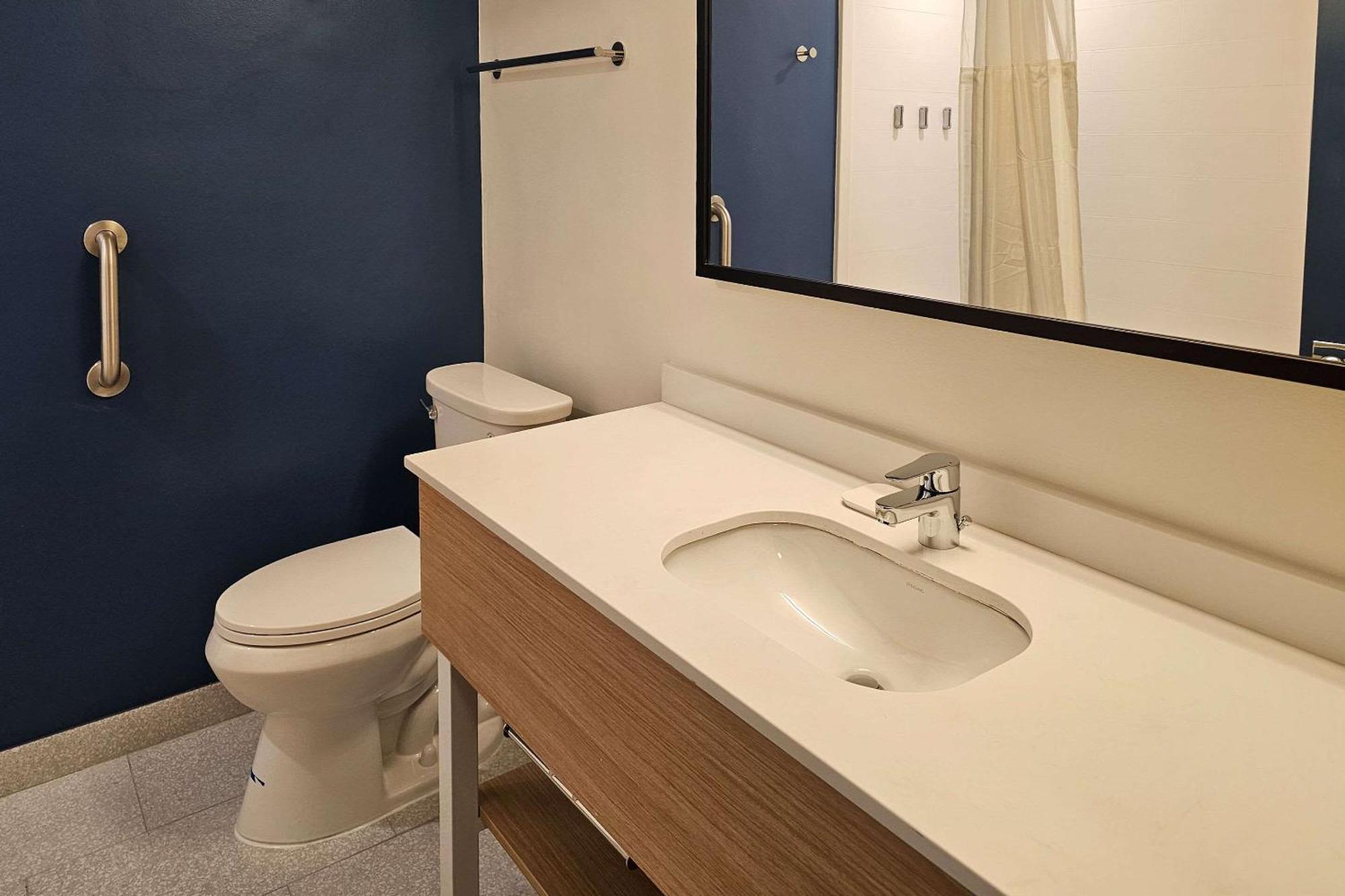 District 3 Hotel, Ascend Collection
