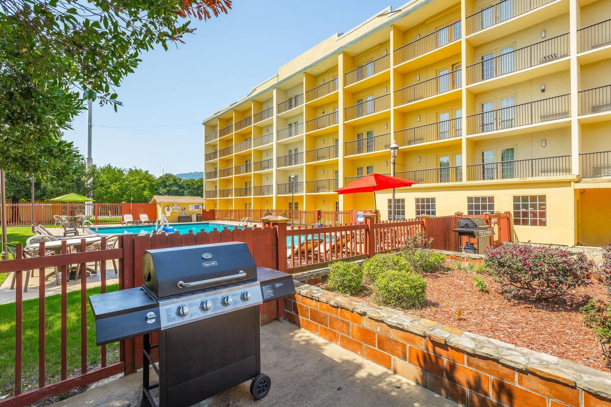 District 3 Hotel, Ascend Collection 3*