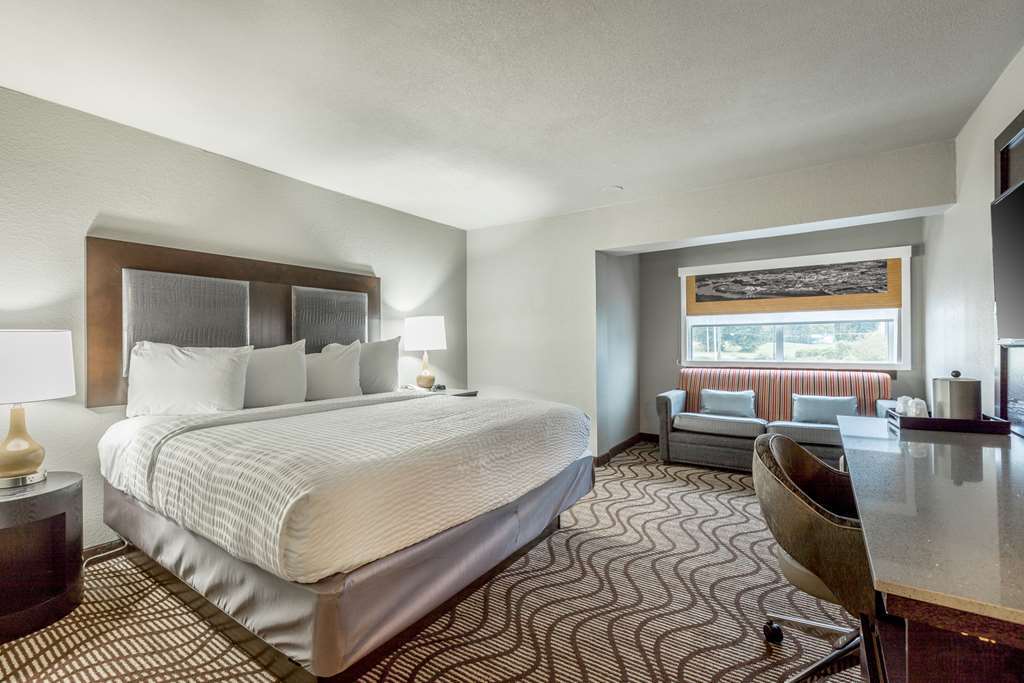 District 3 Hotel, Ascend Collection 3*