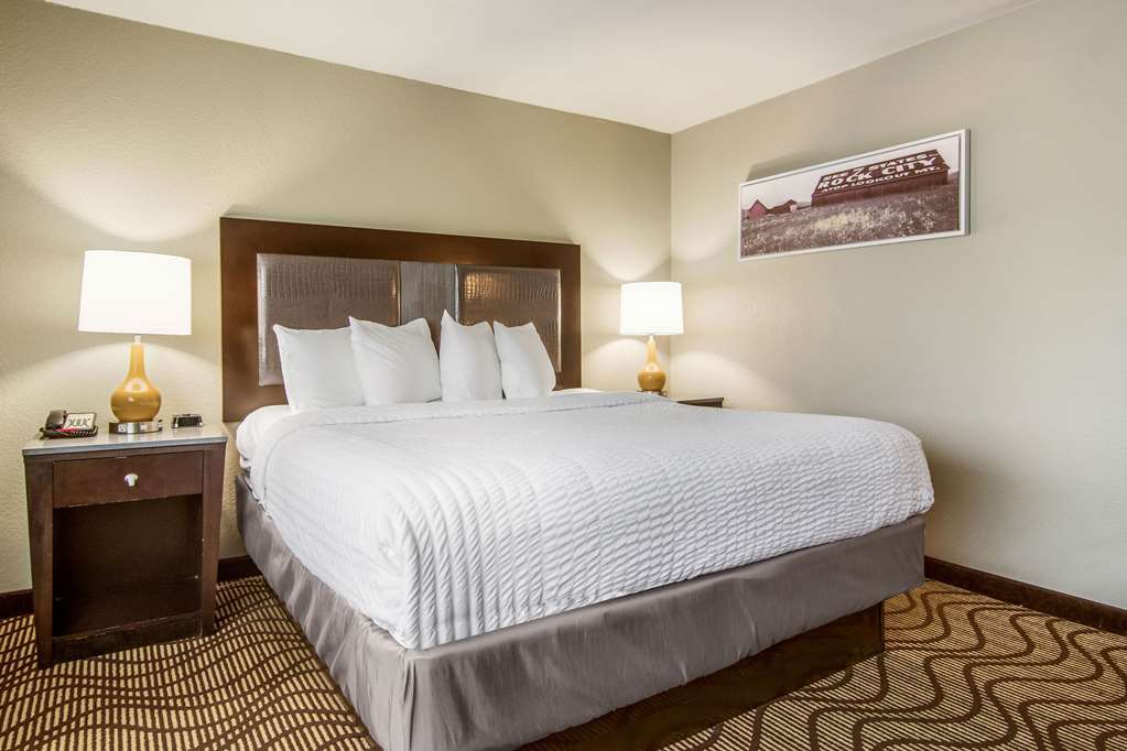 Hotel District 3 Hotel, Ascend Collection 3*